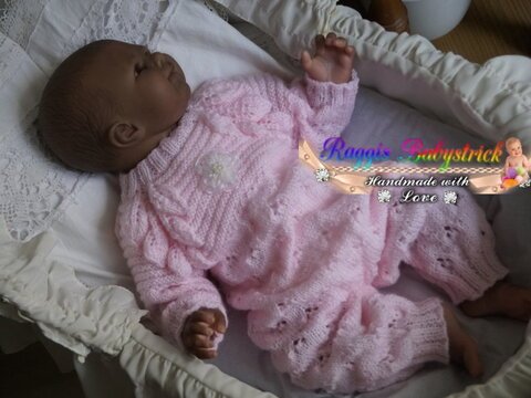 Strickanleitung für Baby's u. Reborns 3-teilig Modell Liz Gr. 50