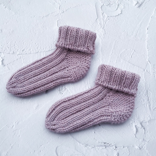 Strickanleitung Babysöckchen Größe 56 – 74