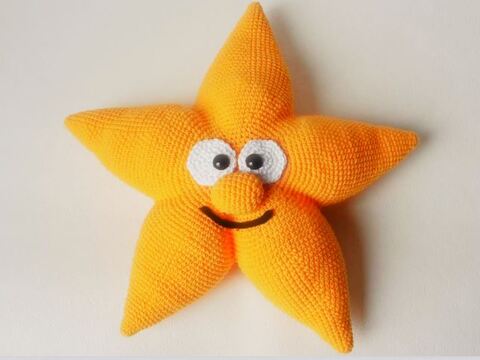 Kissen Amigurumi Stern Felix