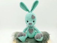 Häkelanleitung "Hase mit Herz"