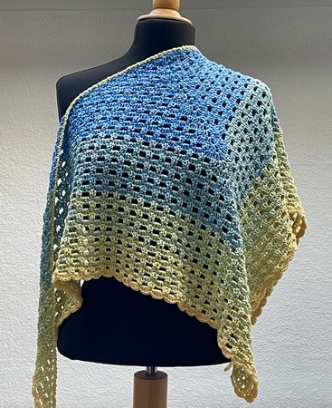 Pattern shawl "Spring"