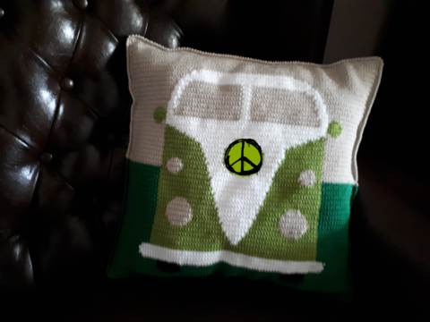 Häkelanleitung Retrobus-Kissen