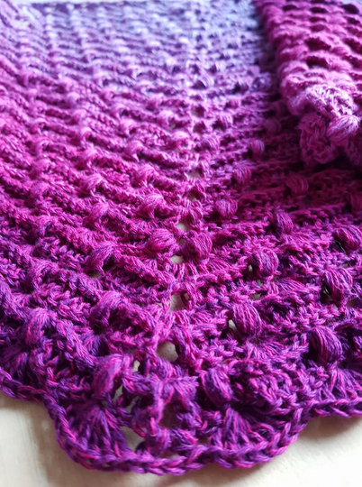 Häkelanleitung flaches dichtes Tuch Violetta
