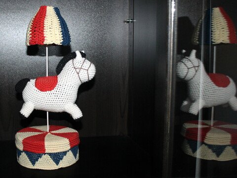 carousel horse crochet pattern