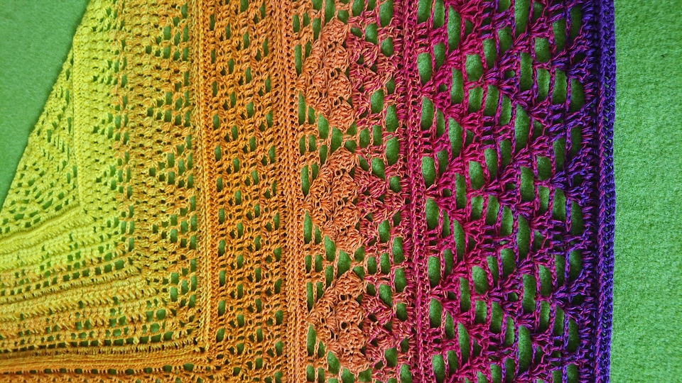 Tuch Leyla häkeln Dreieckstuch