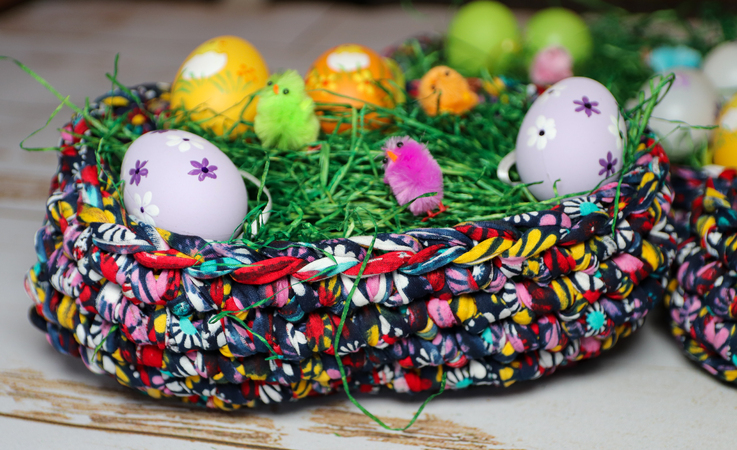 Easter baskets round and oval crochet pattern