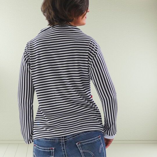 Fledermausshirt Jule Gr. 34-46 mit Kelchkragen - Schnittmuster