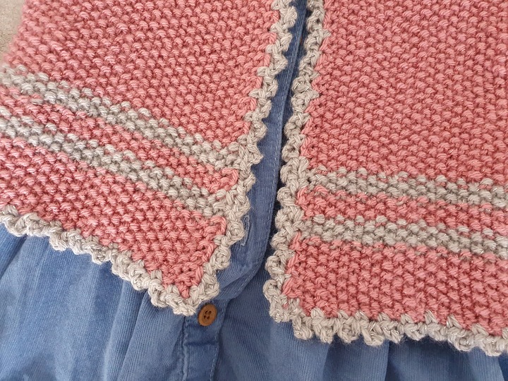 Strickanleitung Kinderweste Emilia Größe 110/116!