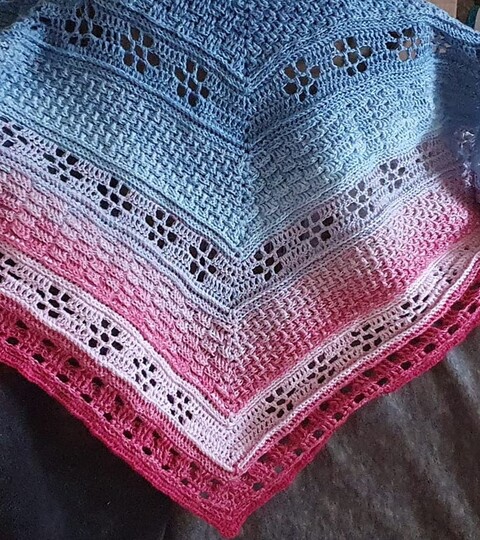 Anleitung Leilani "Blume des Himmels" flaches Dreieckstuch