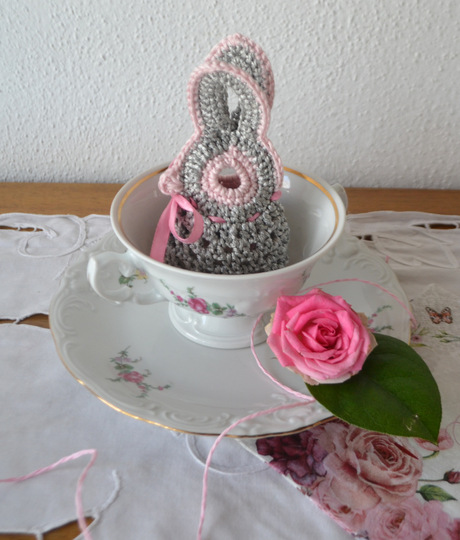 Süße Häschen für die Osterdeko * Osterhase * Häkelanleitung