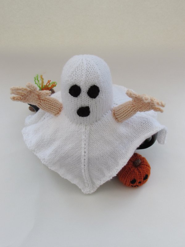 Creepy Cuppa Halloween Ghost Tea Cosy Knitting Pattern - Image 8