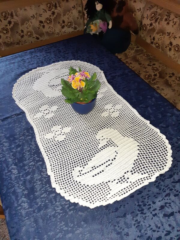 Tischläufer oval Enten Häkelanleitung