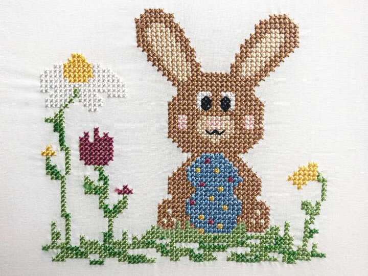 Zählvorlage Kreuzstich: Osterhasen Finn und Lotti