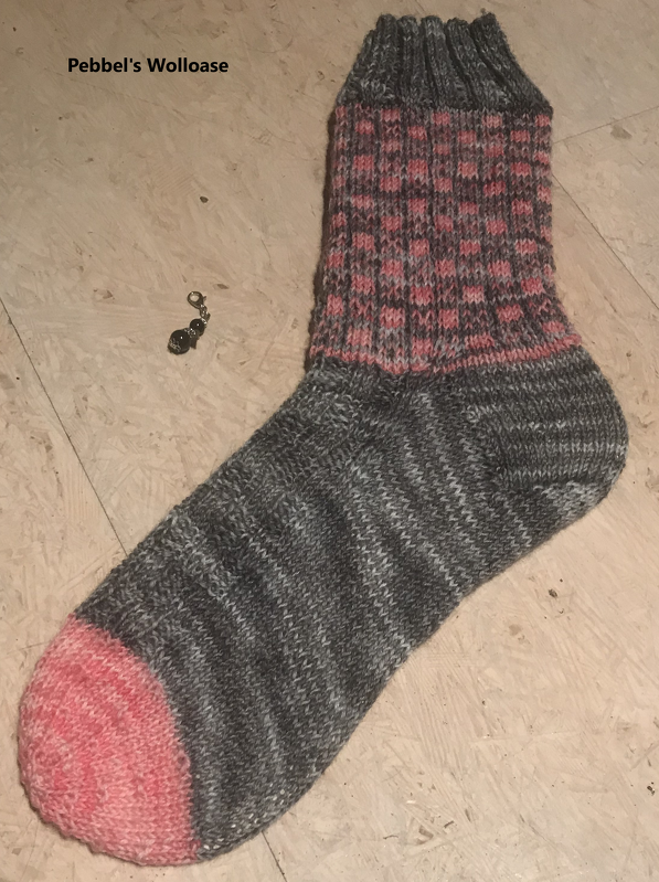Anleitung Kreuzsocken