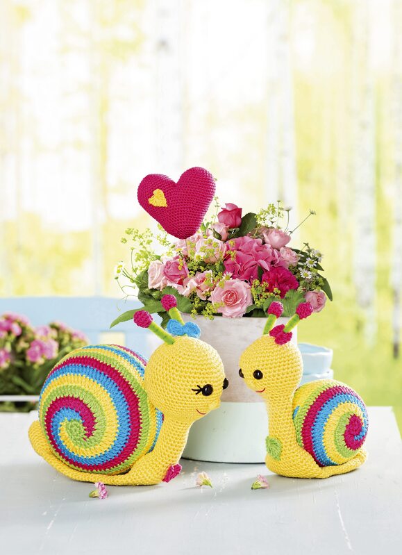 Häkelanleitung: GEHÄKELTES SCHNECKEN DUO MIT SPIRALMUSTERHÄUSCHEN