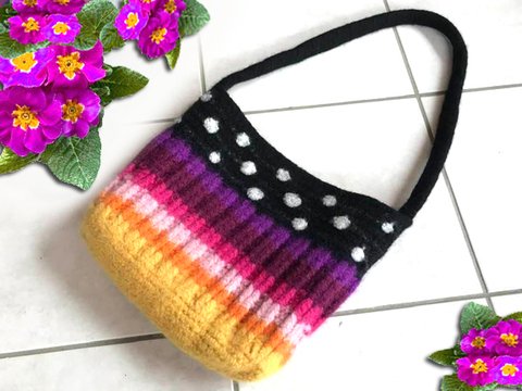 lustige Filztasche Pünktchen.