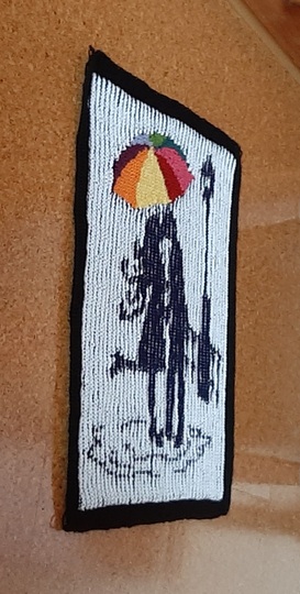 Schattenstrickbild mit buntem Regenschirm 2 Nur für Farbwechsel-Geübte.
