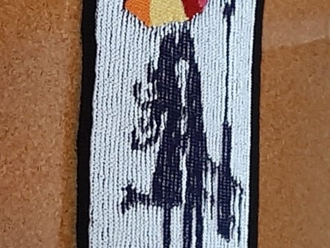 Schattenstrickbild mit buntem Regenschirm 2 Nur für Farbwechsel-Geübte.