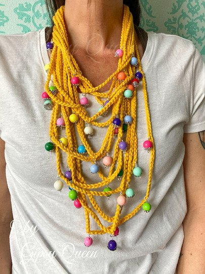 Häkelanleitung BeYourQueen – Boho Kette mit Perlen  Anfängerfreundlich