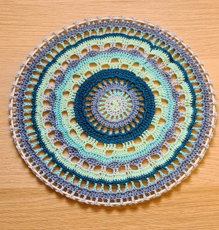 Anleitung Gro&szlig;es Mandala - Bild 2