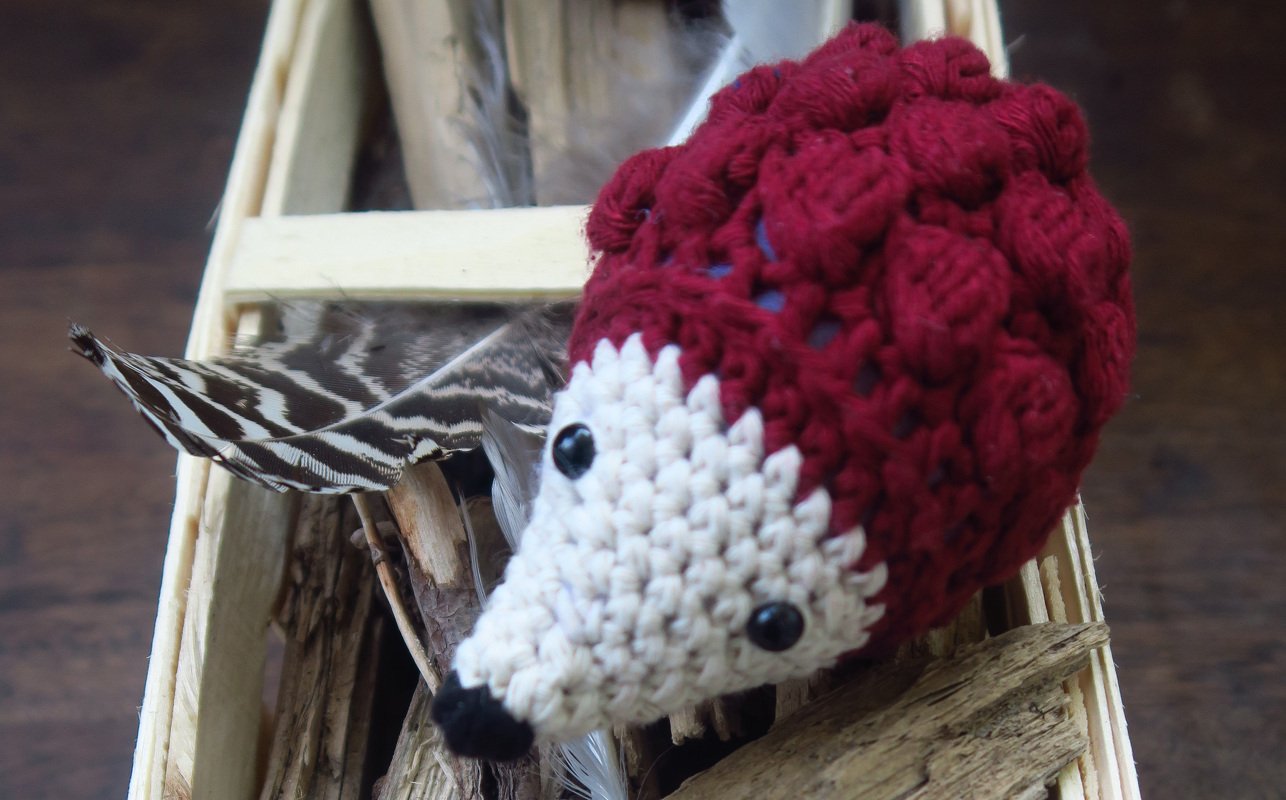 Häkelanleitung - Mobile Igel Theo