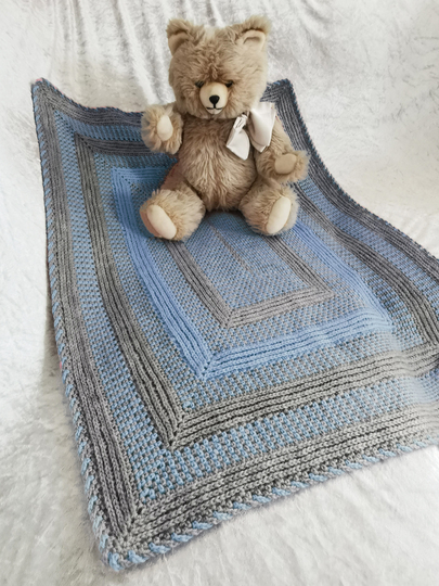 Häkelanleitung Kuscheldecke // Babydecke Lana