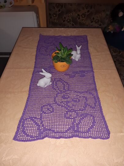 Tischläufer Häschen "Schlappohr" Häkelanleitung