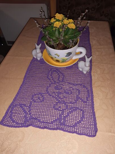 Tischläufer Häschen "Schlappohr" Häkelanleitung