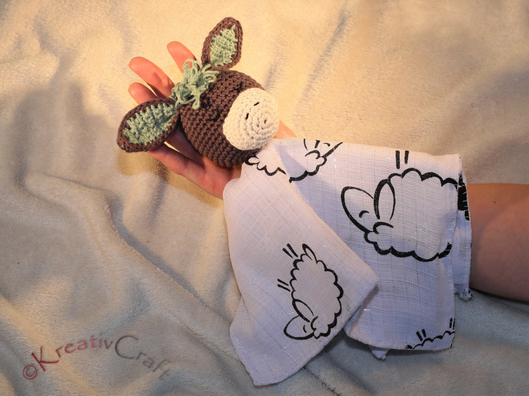 Donkey Snuggle Cloth – crochet pattern