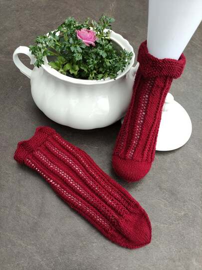 Anleitung Hexentopf Sockenmuster Rainia - Wiesenhexe