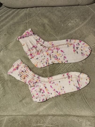 Anleitung Hexentopf Sockenmuster Rainia - Wiesenhexe