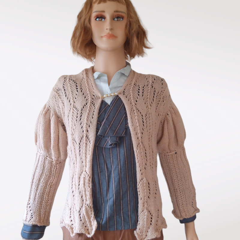 Strickanleitung für verspielte Strickjacke mit Blattmotiv - Bild 5