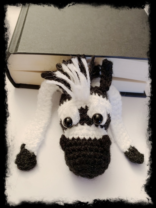 Pattern bookmark zebra - Crochet - Image 4