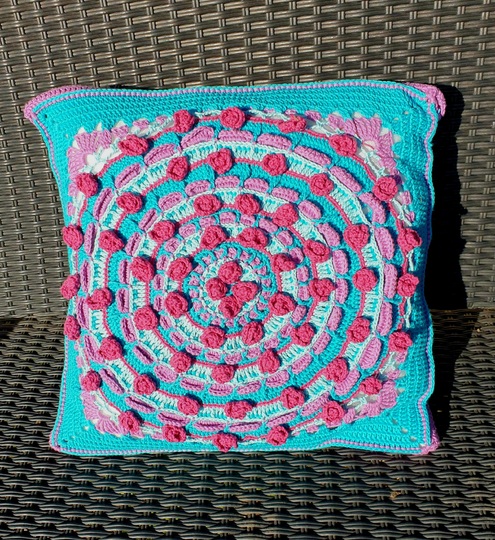 Häkelanleitung Kissen "Rosenkavalier"