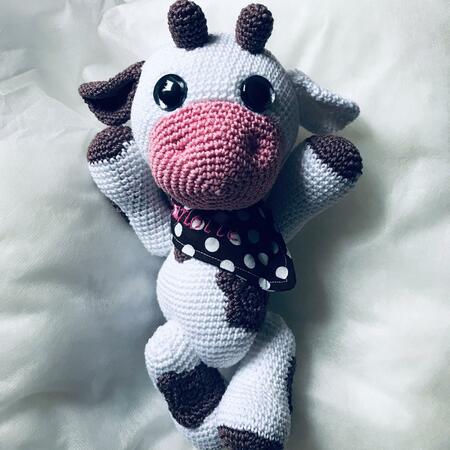 Charlotte the sweet Cow crochet pattern