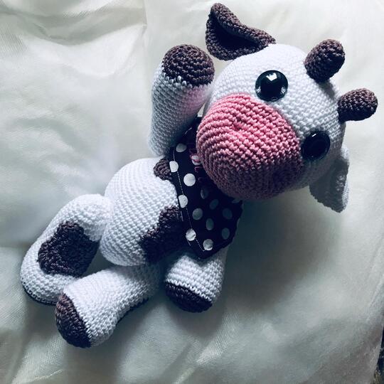 Charlotte the sweet Cow crochet pattern