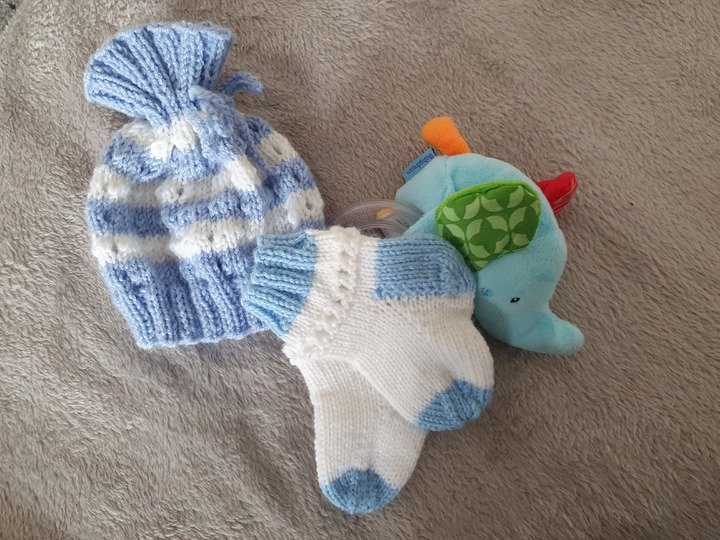 Strickanleitung Baby Set Jacke, Mütze, Socken Größe 56/62!