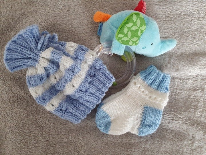 Strickanleitung Baby Set Jacke, Mütze, Socken Größe 56/62!