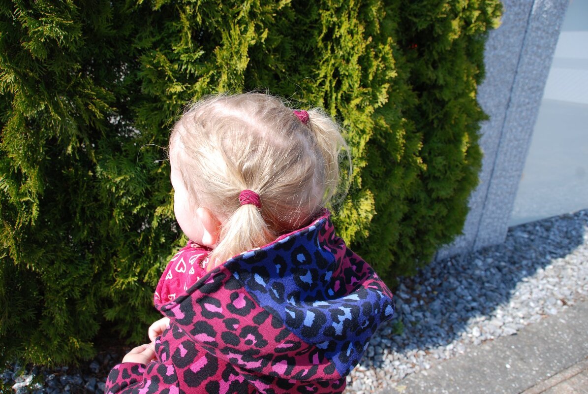 Anleitung Kapuzenschal Daisy