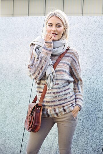 Häkelanleitung: GEHÄKELTER PULLOVER MIT BATWING-ÄRMELN