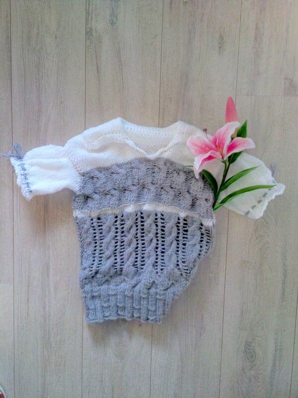 Anleitung Pullover mit kurzen Puffärmeln stricken