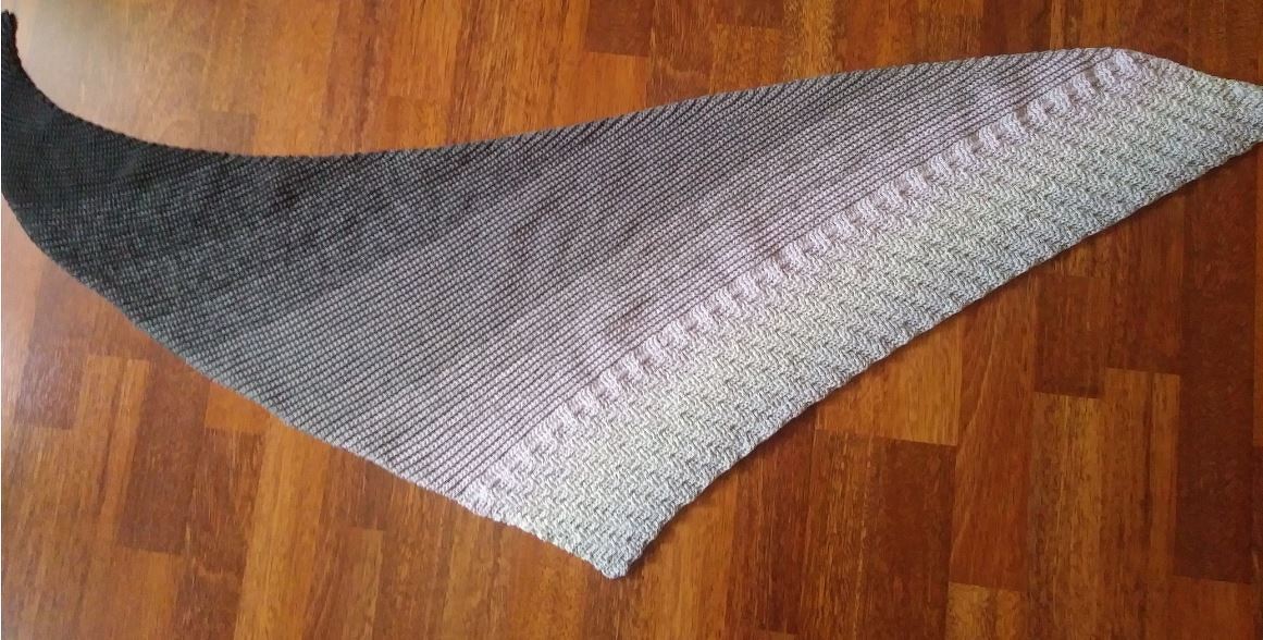 crochet pattern shawl "Dancing Queen"