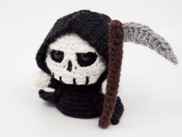 Amigurumi Mini Grim Reaper Crochet Pattern