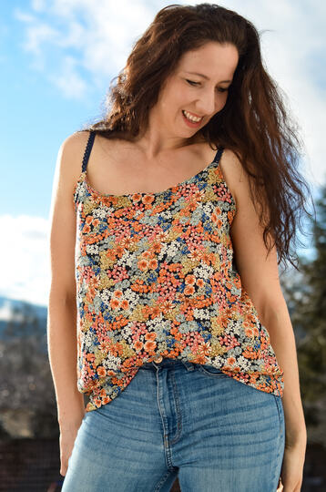 Top Kala Gr. 34-50 3 Ausschnitte