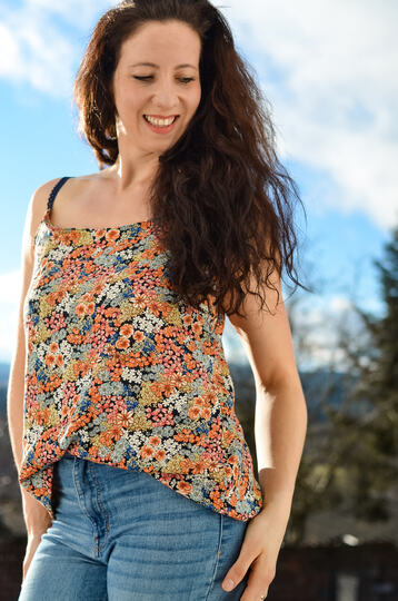 Top Kala Gr. 34-50 3 Ausschnitte