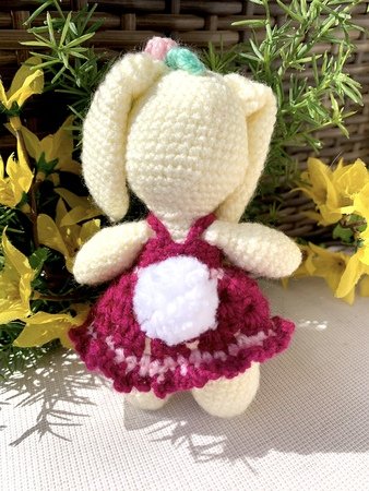 Pattern Amigurumi Easter Bunny Emma