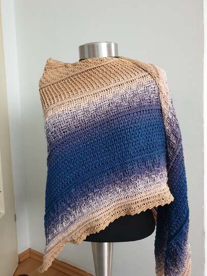 Anleitung Taima - breites Dreieckstuch mit Reliefstäbchen einfache Version