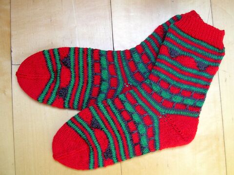 Strickanleitung Socken "Rotkaeppchen" Größe 38/39 und größer