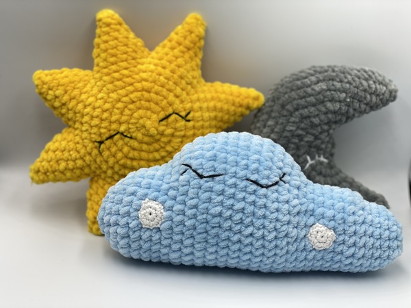Crochet pattern for baby cushions - Sun, moon, star and cloud