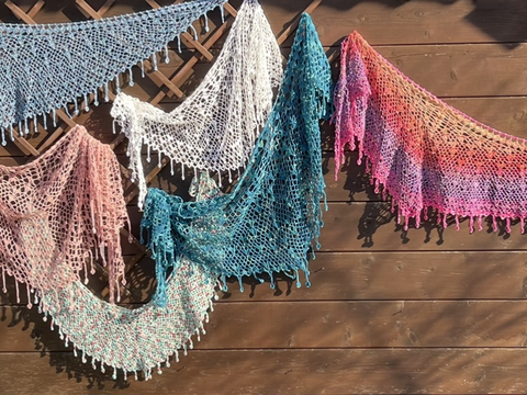 "Der Luxusfloh" Sommerliches Lacetuch